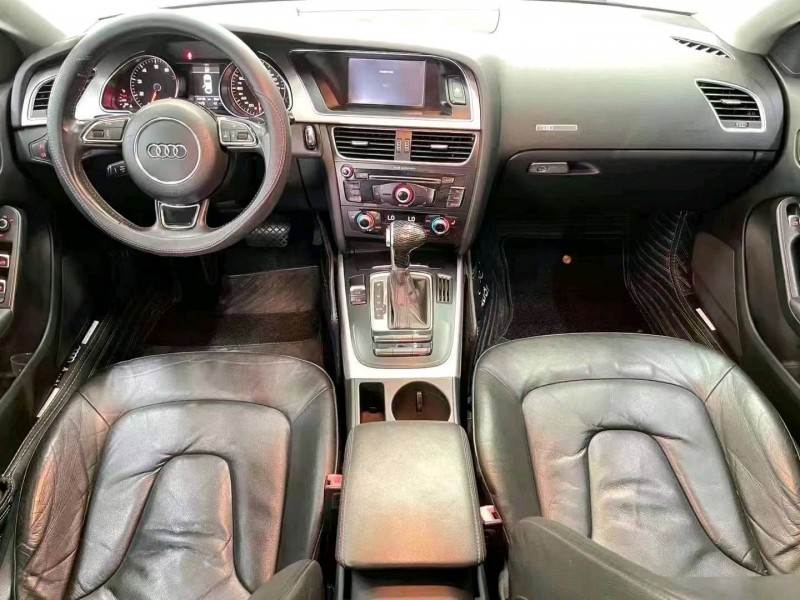 济宁12年奥迪A55