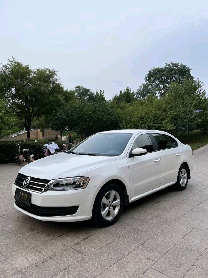 邢台15年大众朗逸2