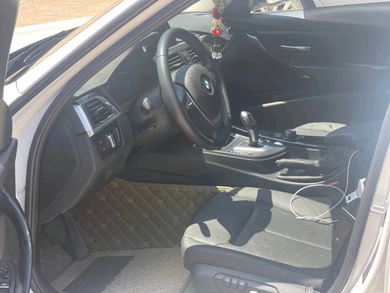 北京17年宝马3系6