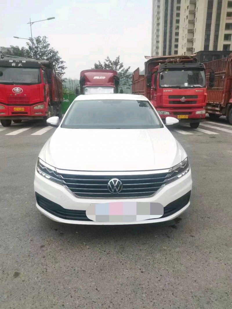 重庆22年大众朗逸1