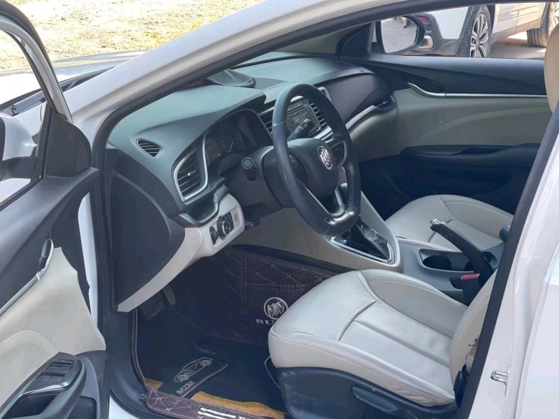 北京18年别克英朗4