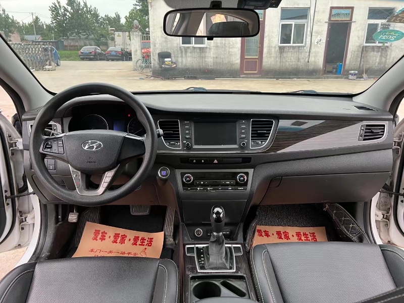 徐州17年现代名图4