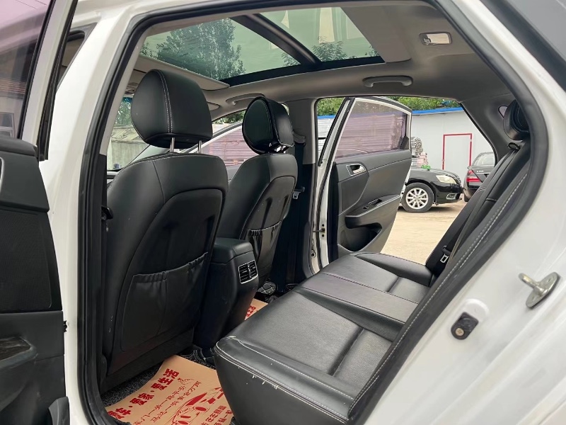 徐州17年现代名图1