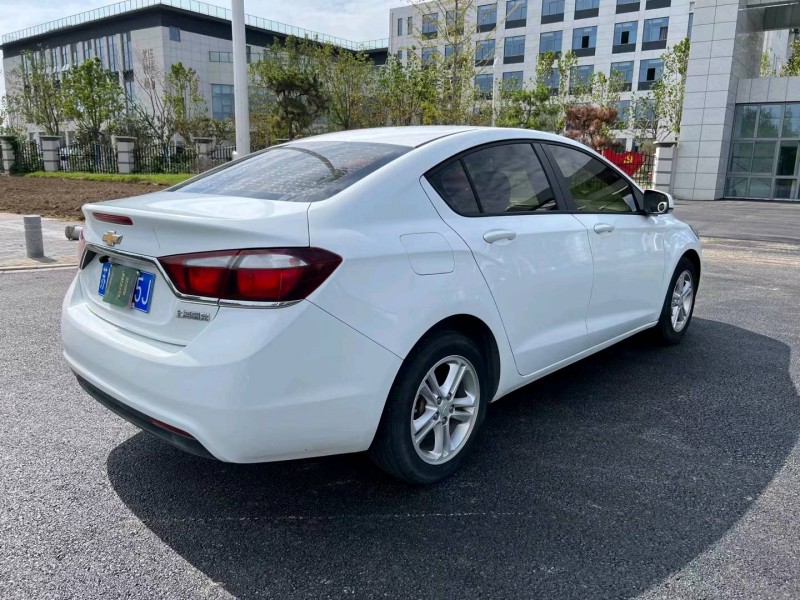 盐城16年雪佛兰科鲁兹4