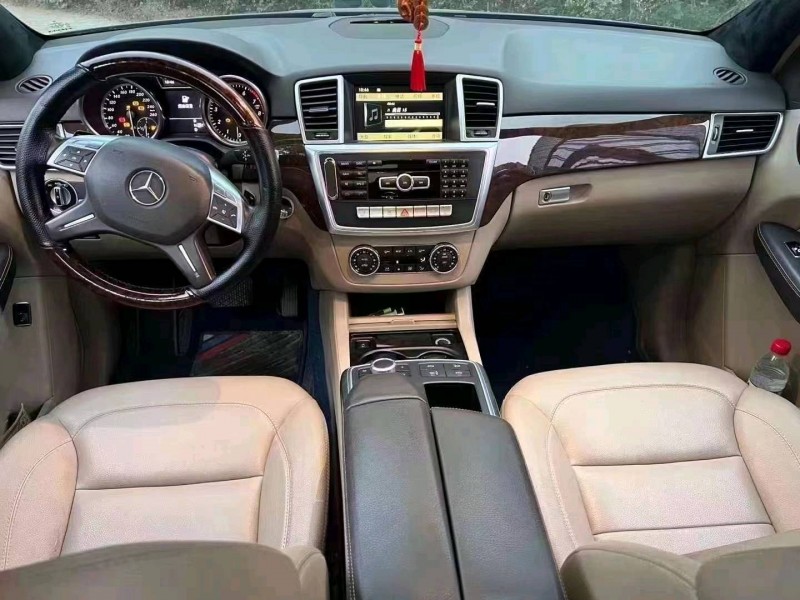 重庆12年奔驰ML6