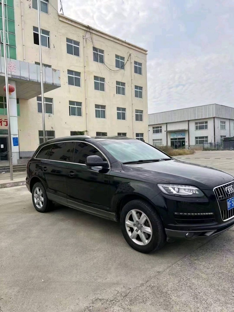 济南11年奥迪Q73