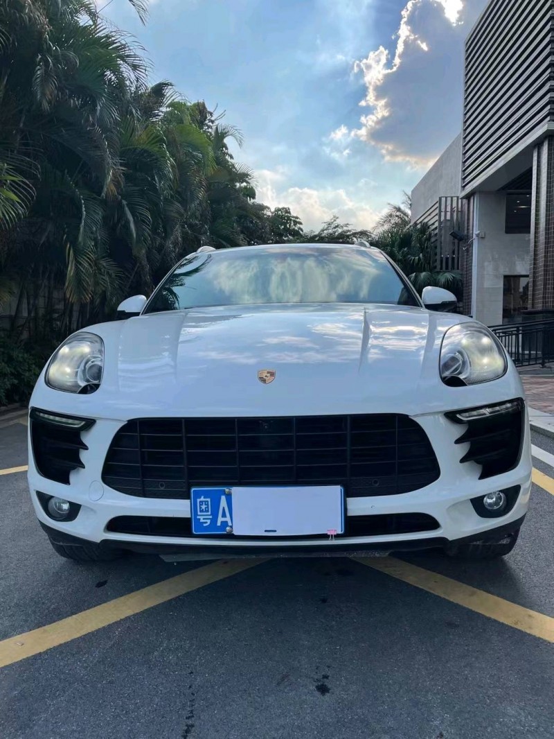 佛山15年保時捷Macan1