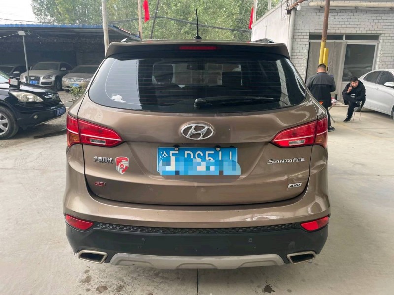 保定15年现代新胜达6