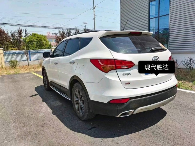 徐州13年现代新胜达5