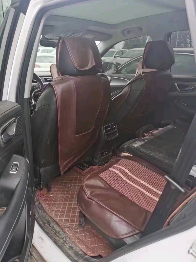 北京20年荣威RX52