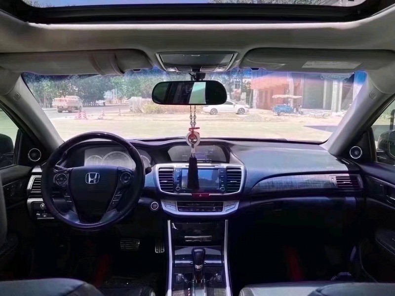 北京13年本田雅阁2