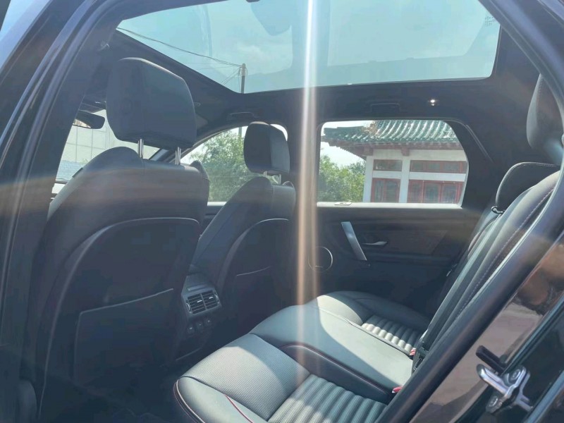 枣庄22年路虎发现2