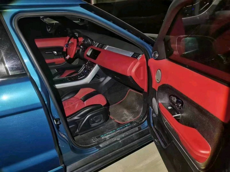 济宁12年路虎极光7