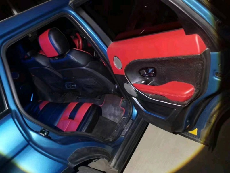 济宁12年路虎极光8