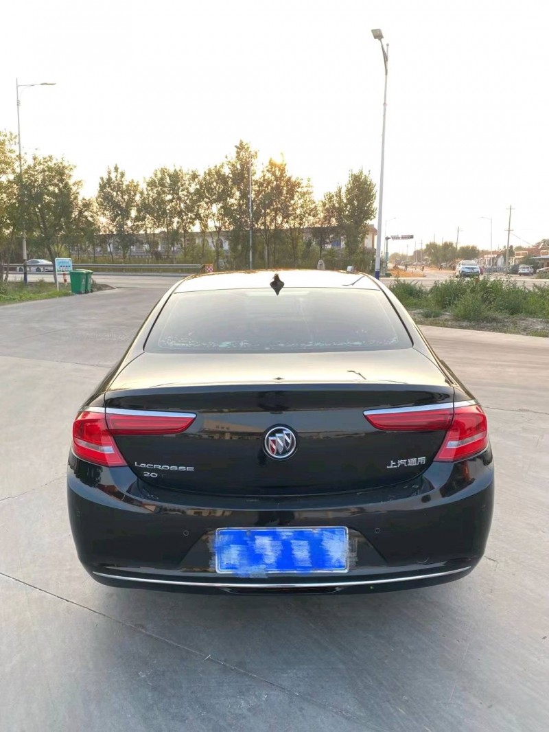 东营16年别克君越1