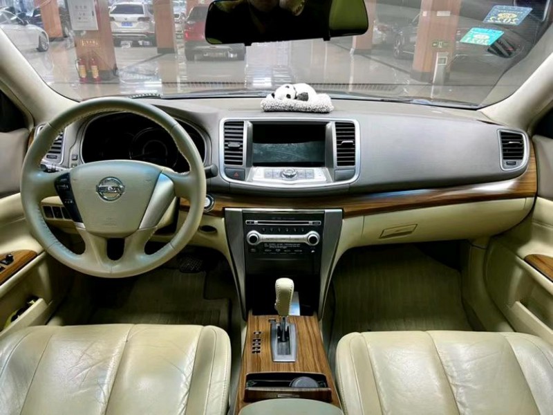 东莞11年日产天籁5