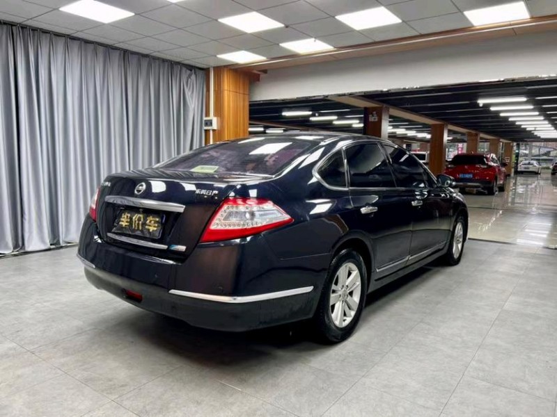 东莞11年日产天籁7