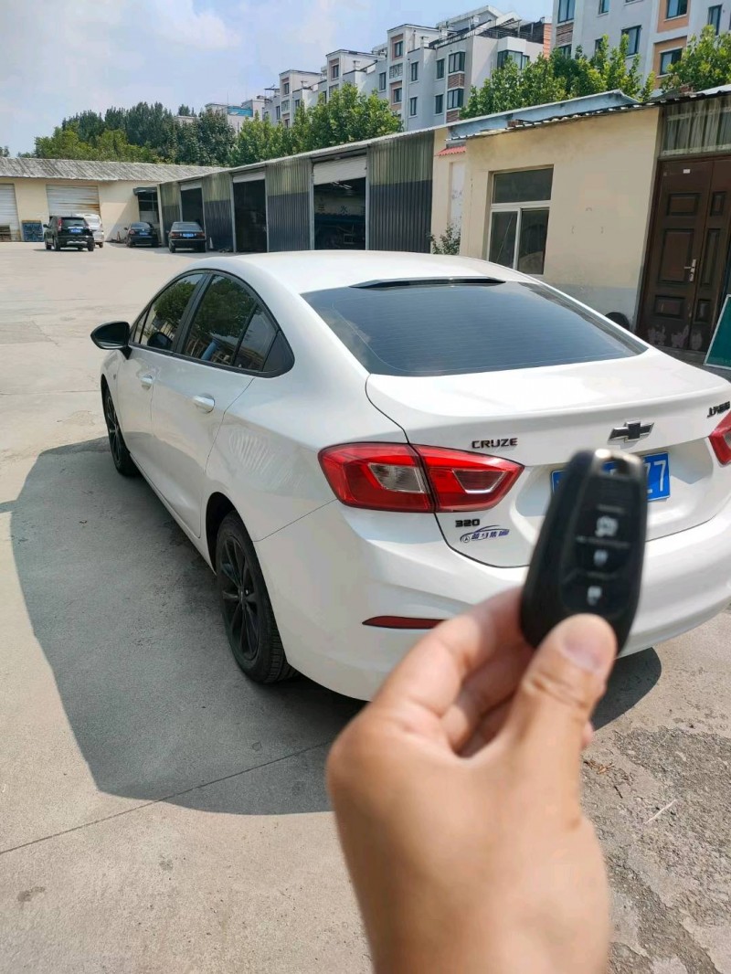 北京19年雪佛兰科鲁兹7