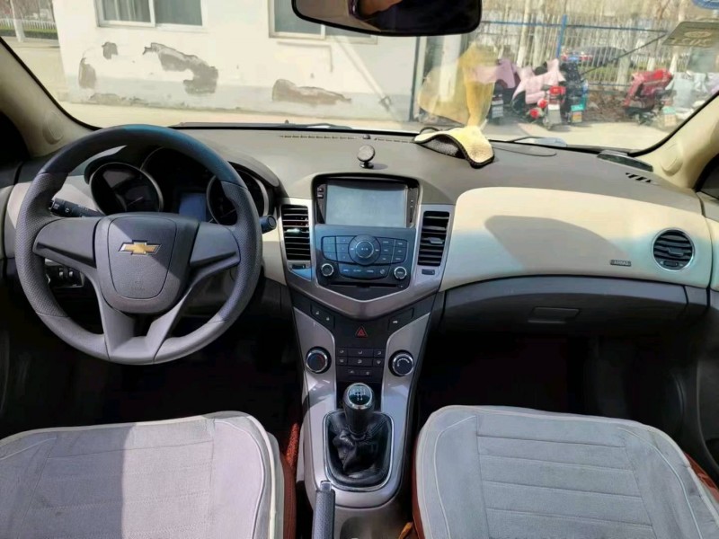 徐州15年雪佛兰科鲁兹6