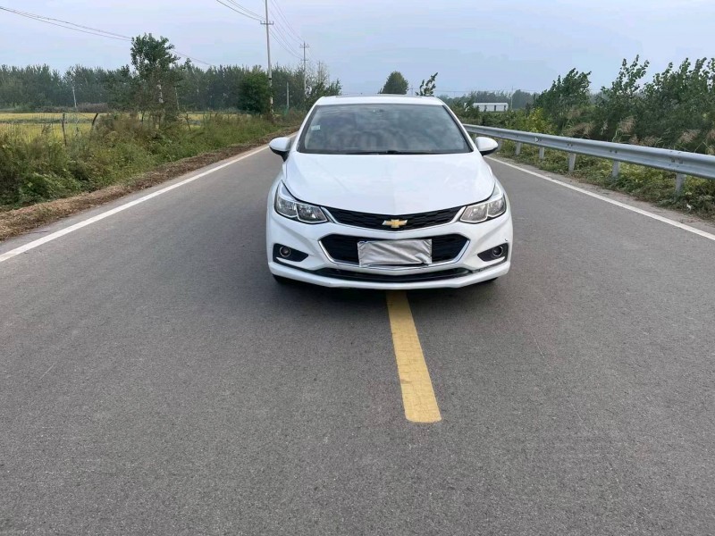 徐州17年雪佛兰科鲁兹1