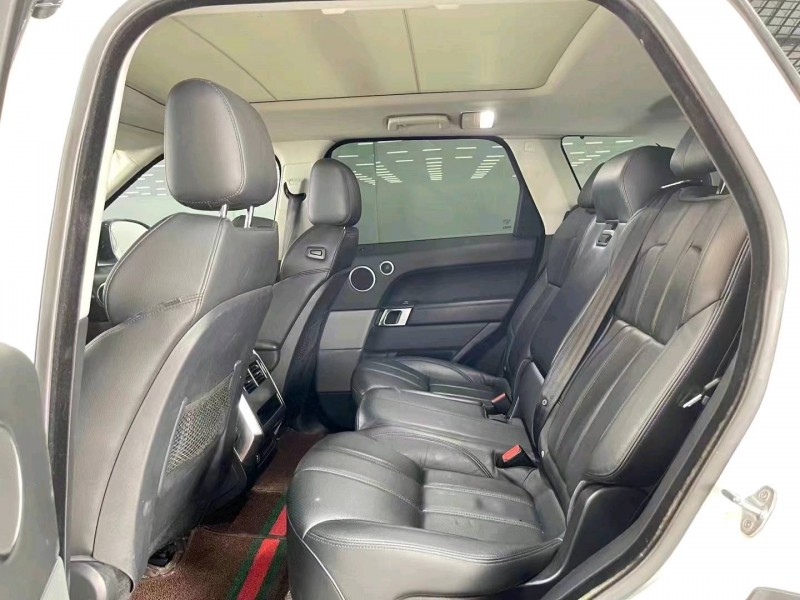 济宁17年路虎揽胜运动6