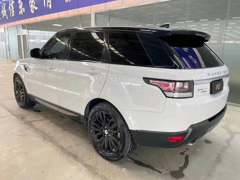 济宁17年路虎揽胜运动7