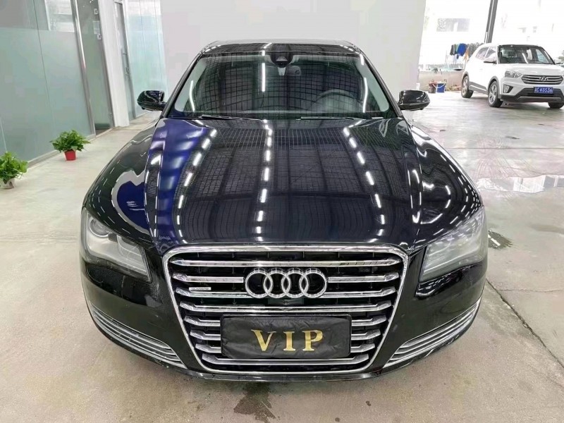 济宁13年奥迪A8L1