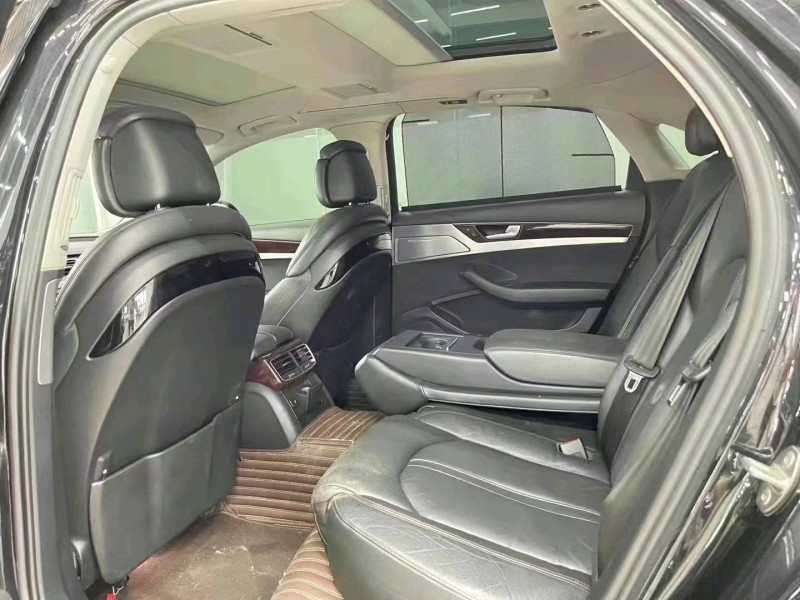 济宁13年奥迪A8L6