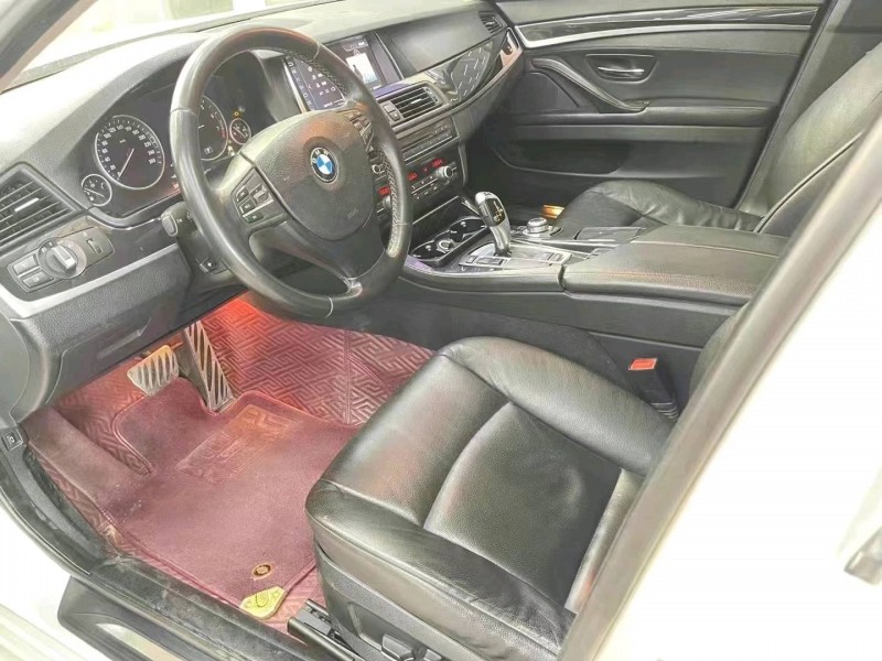 济宁12年宝马5系6