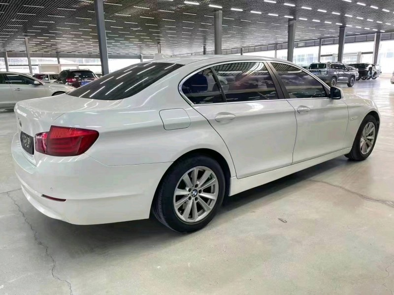 济宁12年宝马5系8