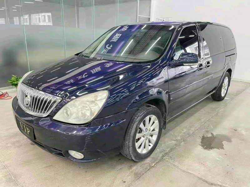 济宁13年别克GL82