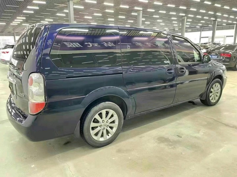 济宁13年别克GL88