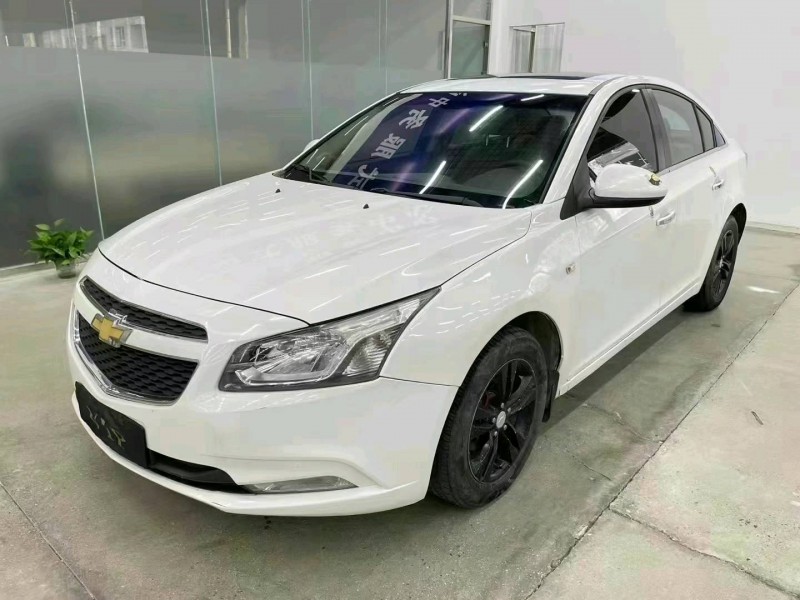 济宁16年雪佛兰科鲁兹2