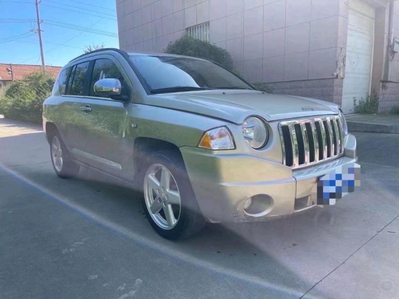 枣庄10年Jeep指南者7