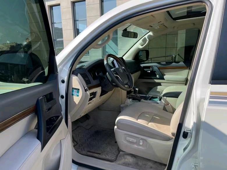 盐城19年丰田兰德酷路泽4