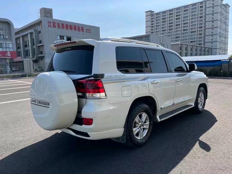 盐城19年丰田兰德酷路泽8