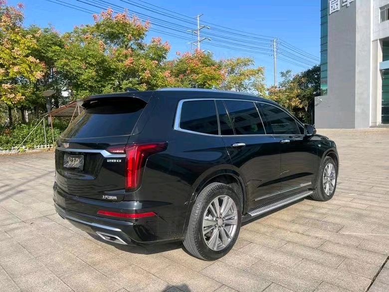 盐城20年凯迪拉克XT68