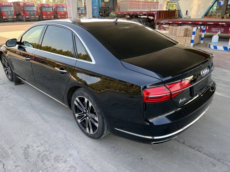 保定14年奥迪A8L7
