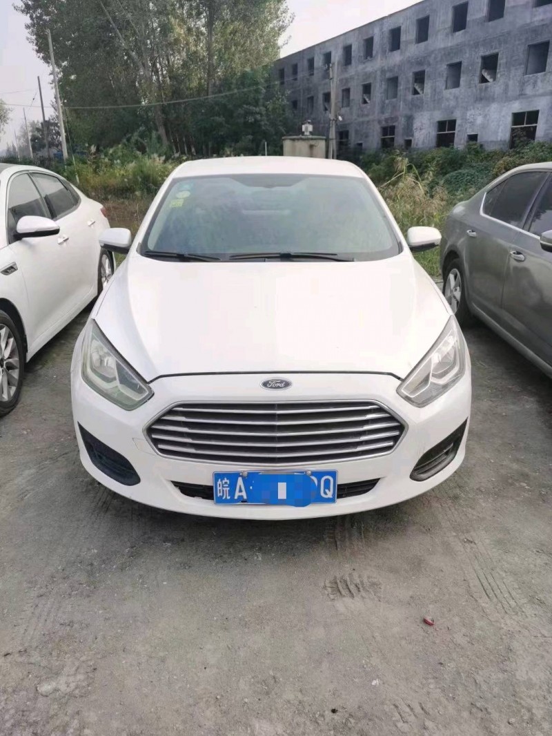 北京17年福特蒙迪欧1