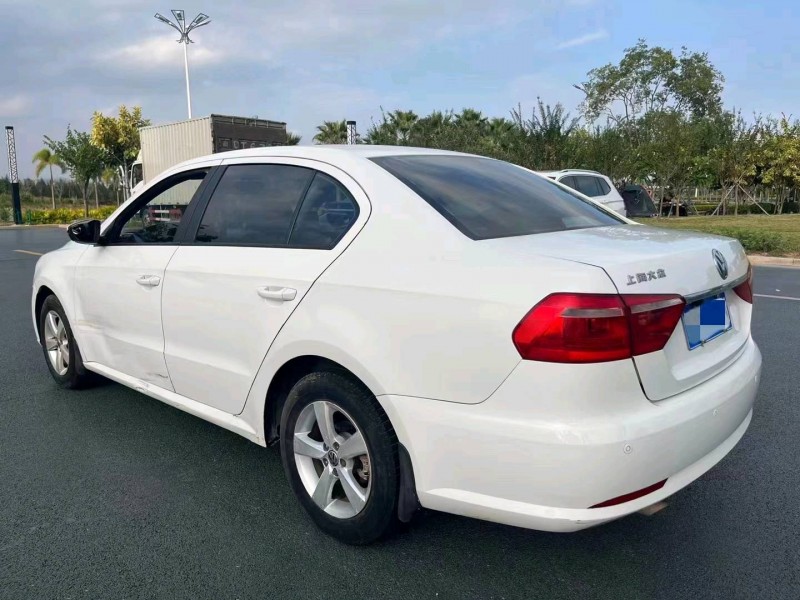 三明14年大众朗逸4