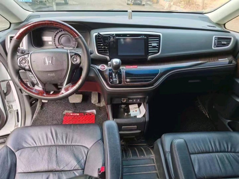 临沂18年本田奥德赛5