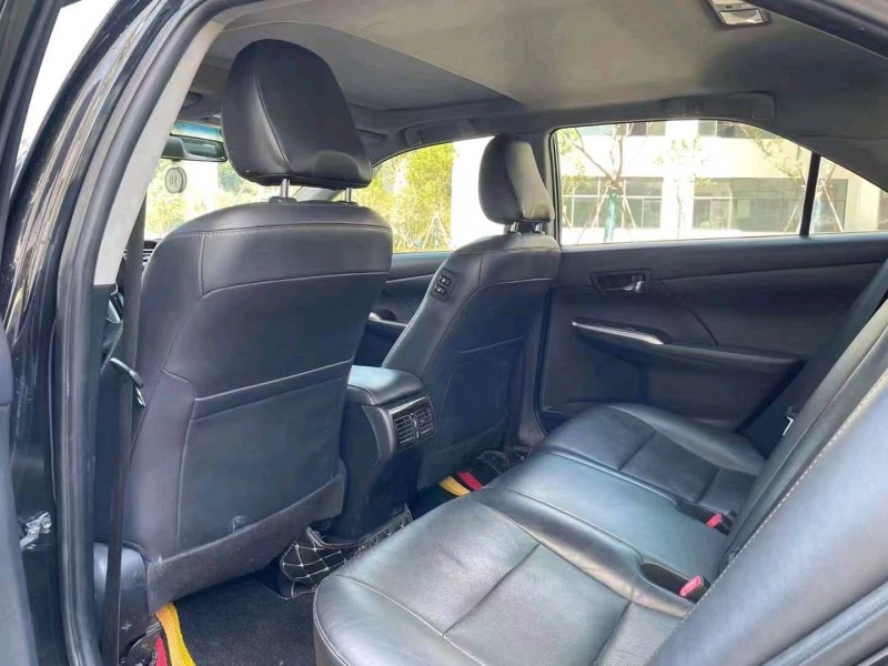 北京17年丰田凯美瑞6