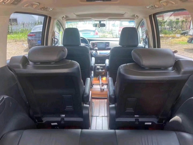 青岛16年本田奥德赛3