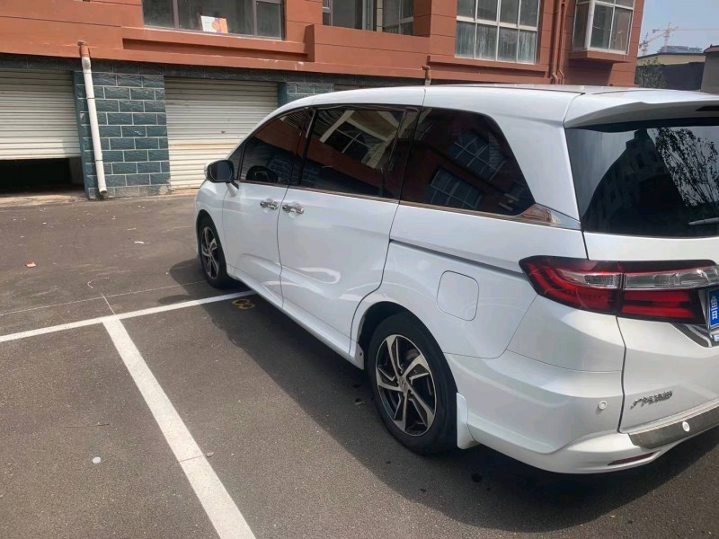 青岛16年本田奥德赛5