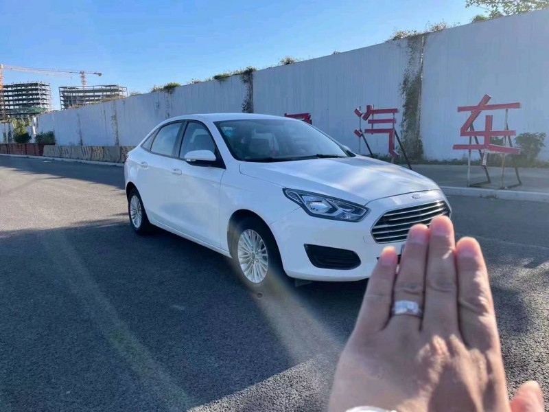 枣庄18年福特福睿斯3