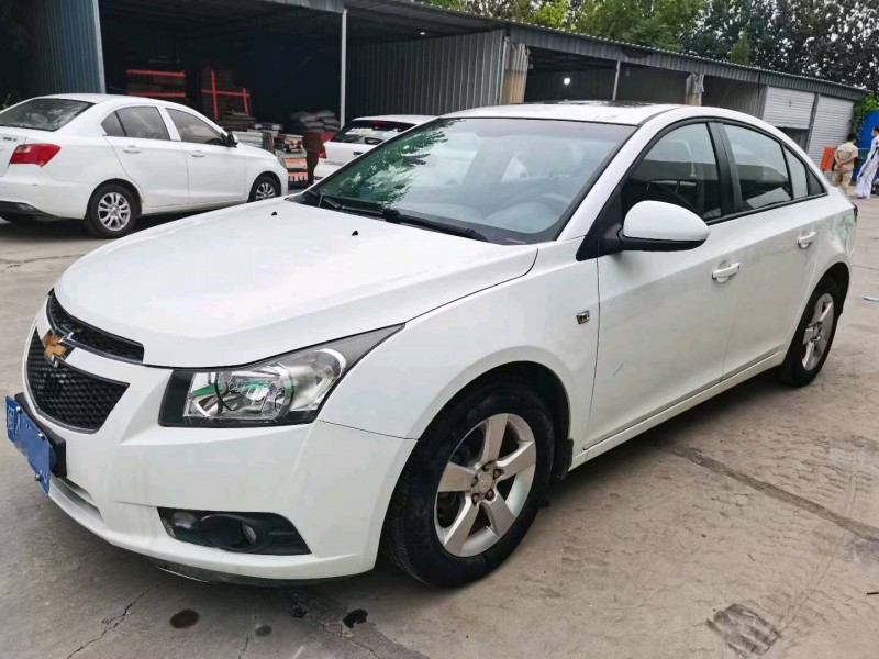 保定13年雪佛兰科鲁兹2