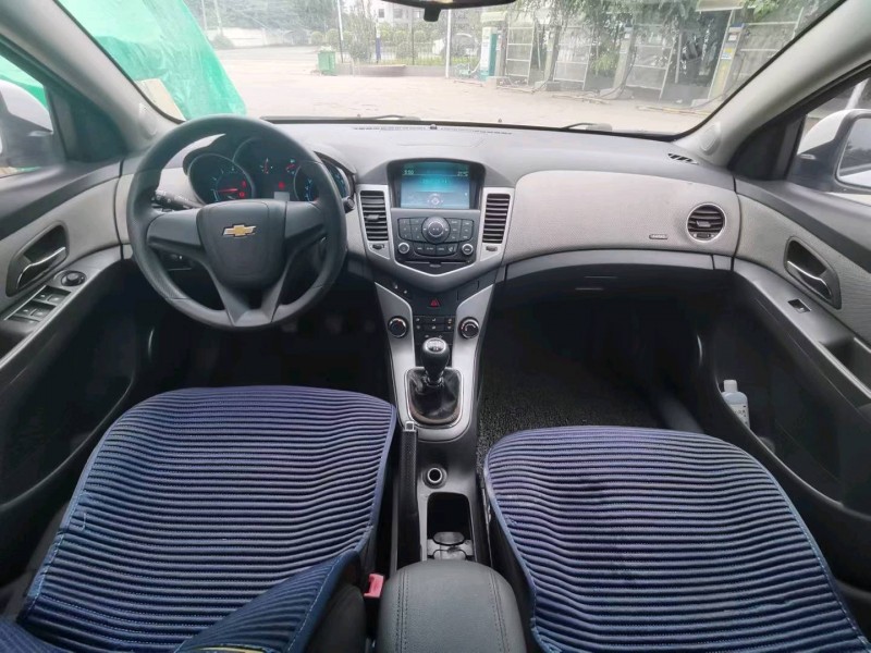 保定13年雪佛兰科鲁兹5