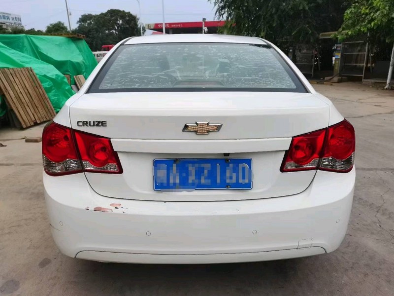 保定13年雪佛兰科鲁兹9