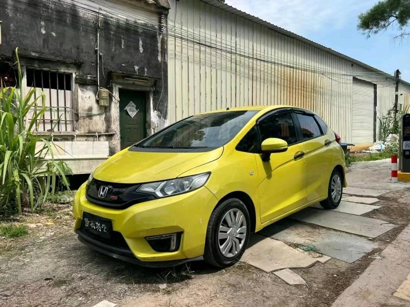 广州16年本田飞度8