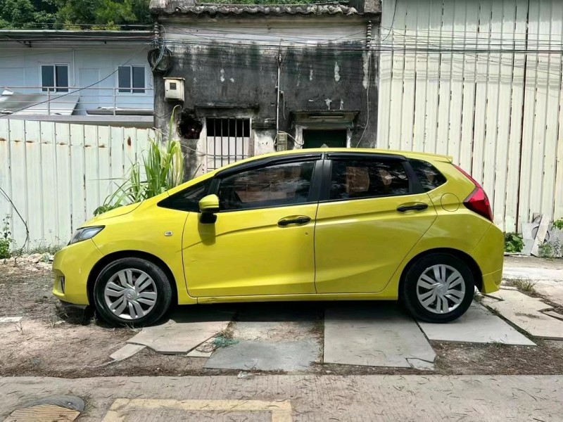 广州16年本田飞度7